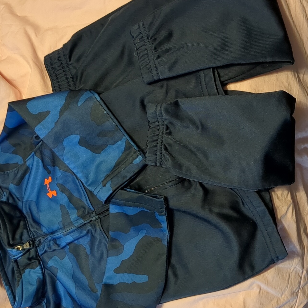 Under armour Track Suite 18M